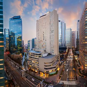 ***** Hotel Hilton Japan